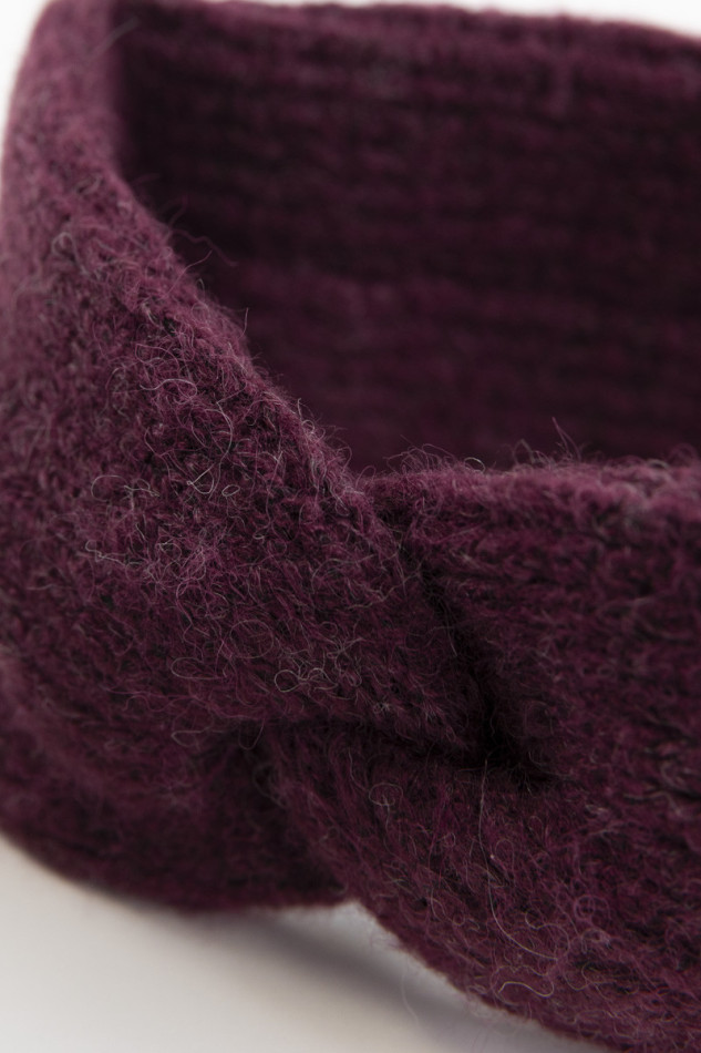 Ali Stirnband - Feige