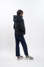 Adele Kurze Parka - Schwarz/Dunkellila Adele Kurze Parka - Schwarz/Dunkellila