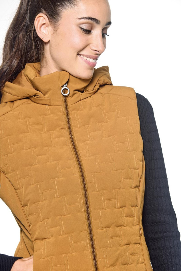 Bernie Women's sleeveless cardigan - Golden Yellow Bernie Women's sleeveless cardigan - Golden Yellow