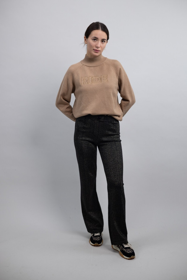 Poba Calça Tailleur Feminina Winter 23 - Black Gold Poba Calça Tailleur Feminina Winter 23 - Black Gold