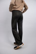 Poba Calça Tailleur Feminina Winter 23 - Black Gold Poba Calça Tailleur Feminina Winter 23 - Black Gold