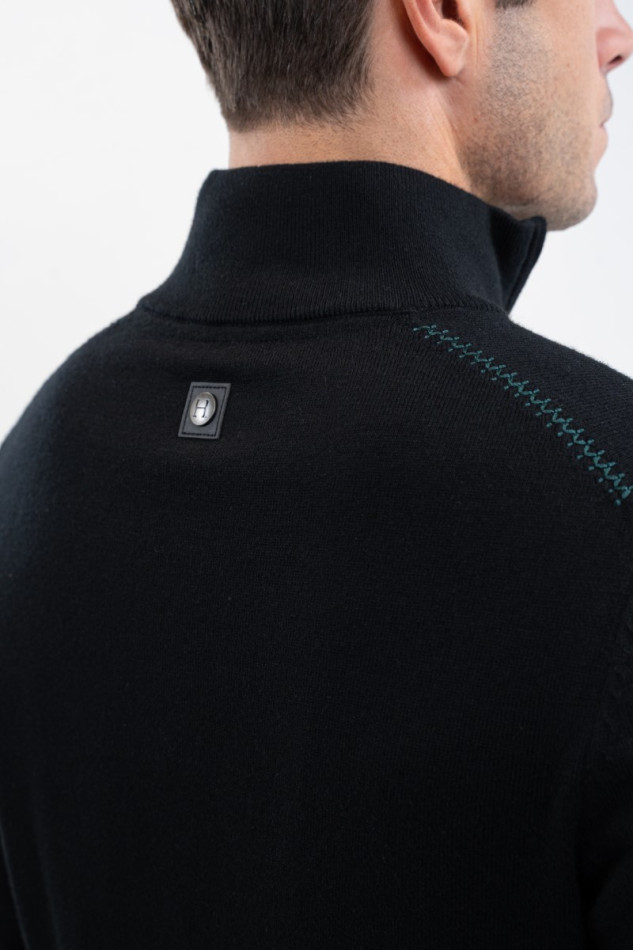 Halo Pullover - Black