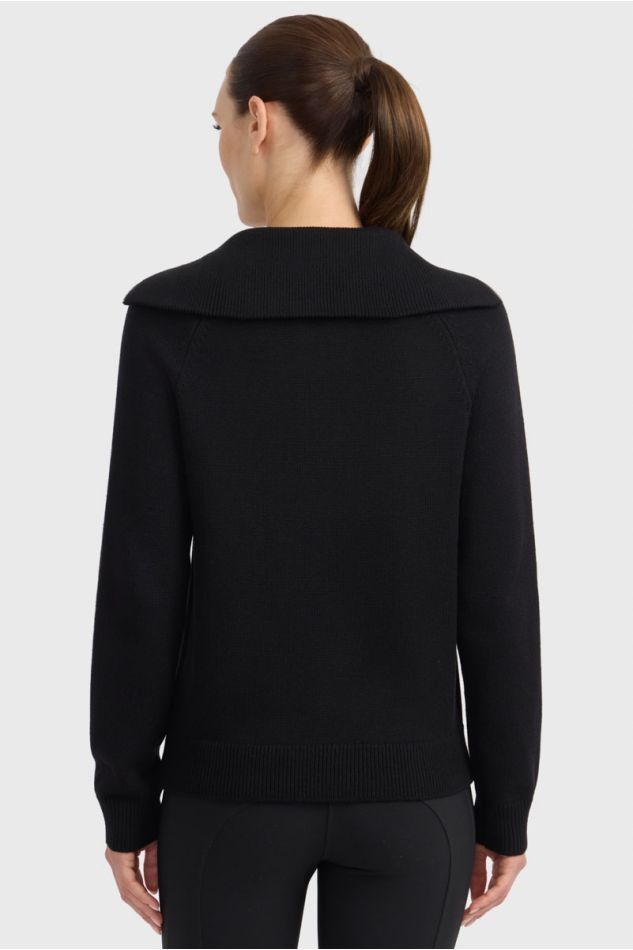 Claira Pullover mit Stehkragen – Schwarz Claira Pullover mit Stehkragen – Schwarz
