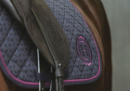 Saddle pads for show jumping and dressage - Harcour